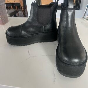 Black Platform Chelsea Boots